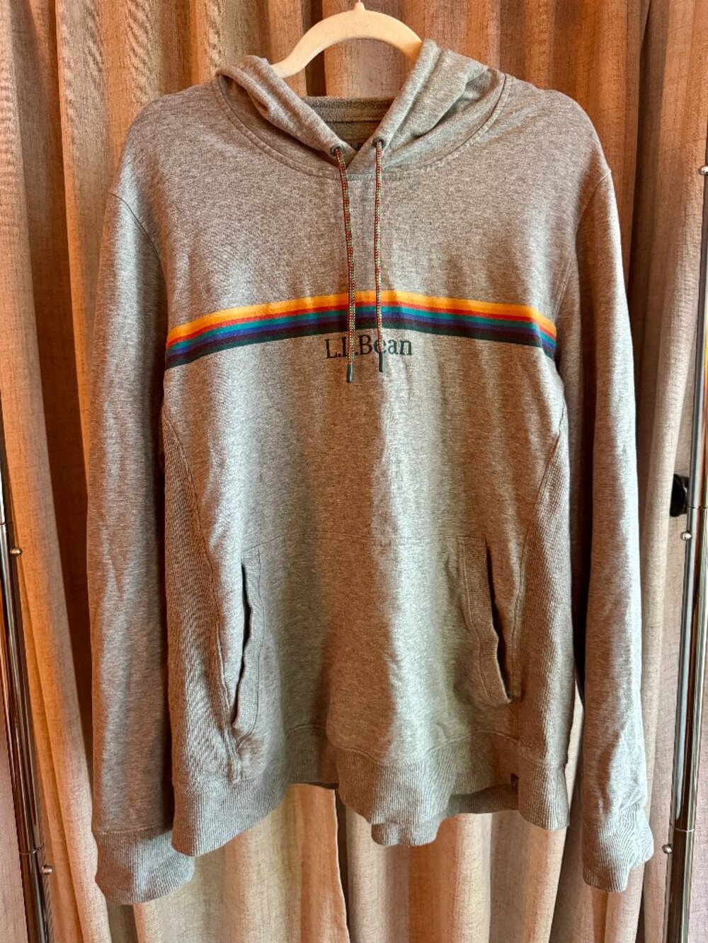 LL Bean Large- Slightly Fitted Hoodie - Picture 1 of 5